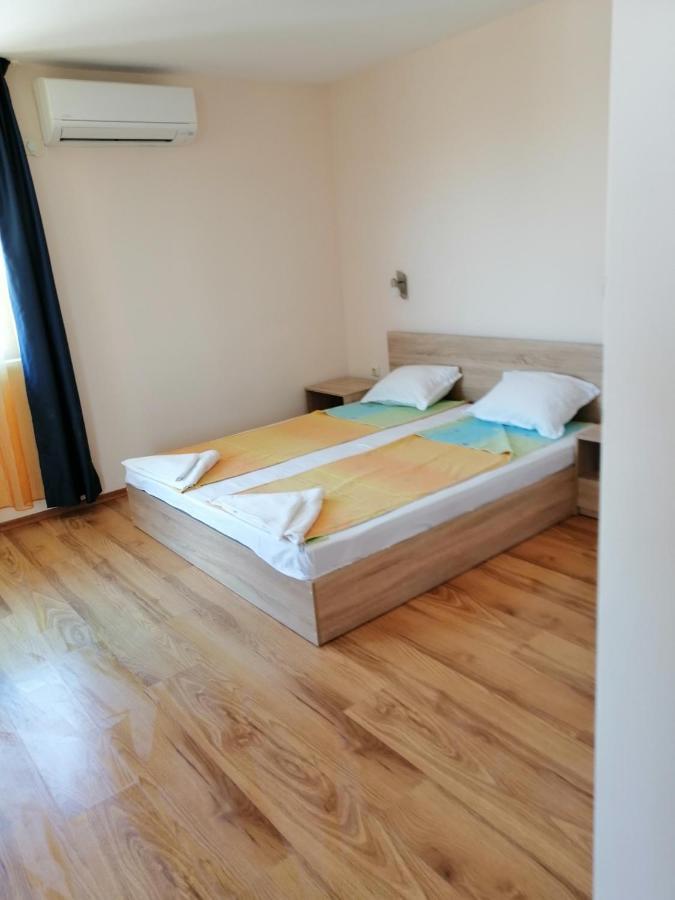 Дом Апостолови Sozopol Esterno foto